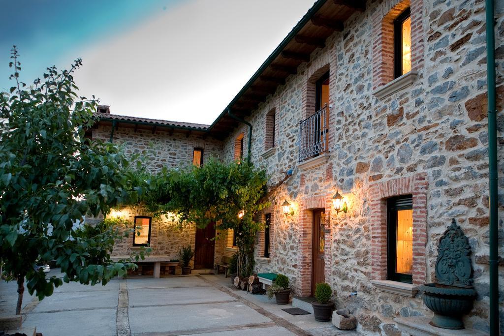 Casa Rural La Majada De Penacorada Fuentes de Peñacorada Buitenkant foto