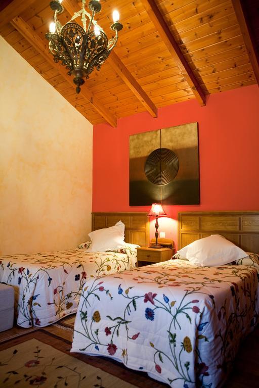 Casa Rural La Majada De Penacorada Fuentes de Peñacorada Buitenkant foto